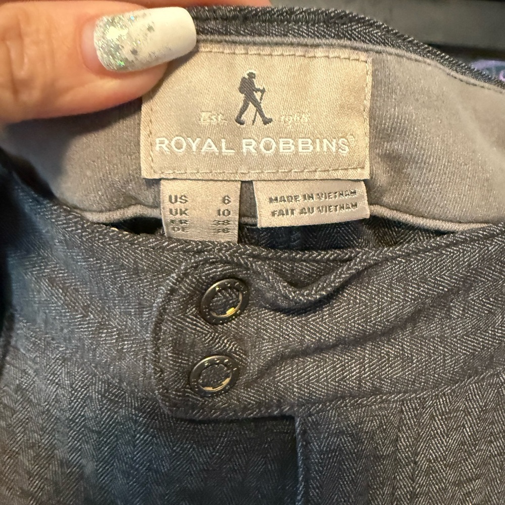 Royal Robbins dress pants. Size 6R. NWT - Picture 4 of 6